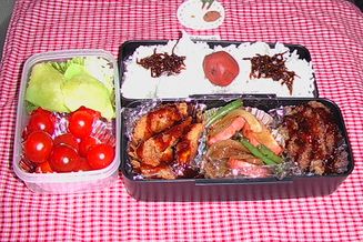 お父さん頑張って弁当(^^♪