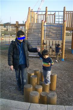 でこぼこの木が気に入った！