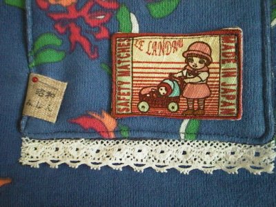 薔薇柄ベスト２のタグ