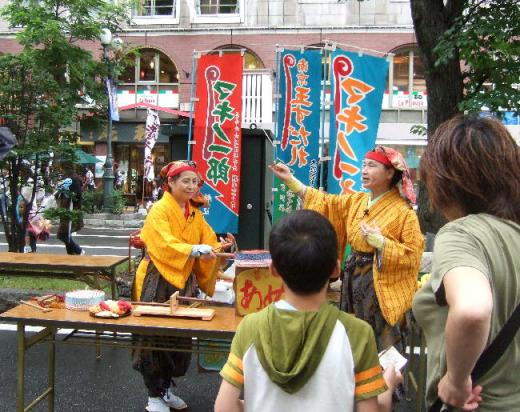 昔ながらの大道芸♪