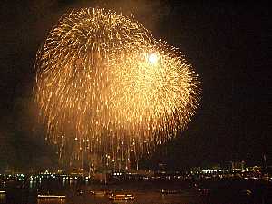 fireworks07-1.jpg