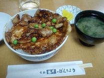 ぱんちょうの豚丼