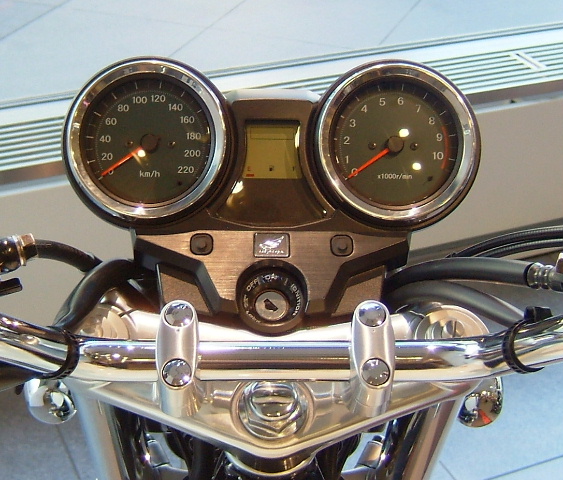 CB1100_2.JPG