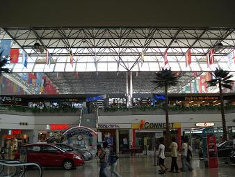 ショッピングモール