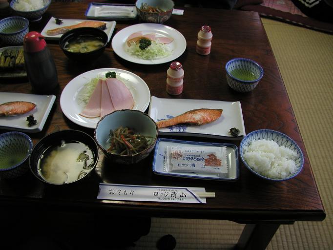 １泊目の朝食