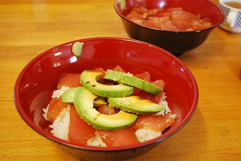 マグロ&アボカド丼