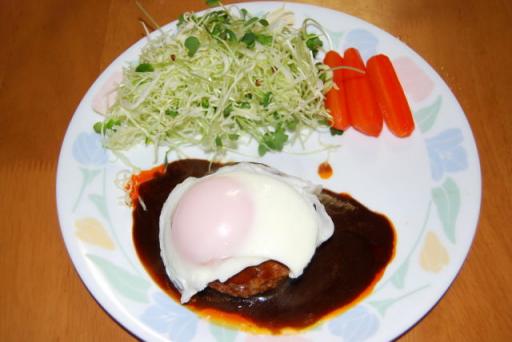 目玉焼きハンバーグ
