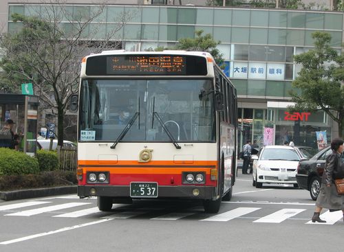 池田温泉行き名阪近鉄バス