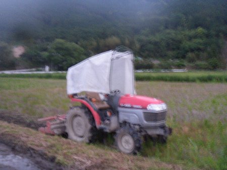 田起こし (1).JPG