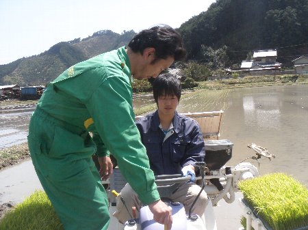 三重大学生　20110410 (13).JPG