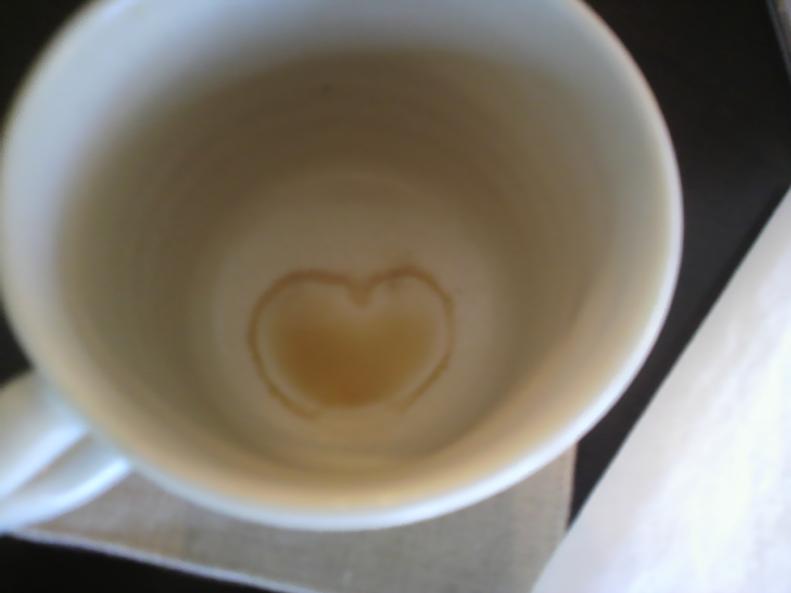 カップにハート