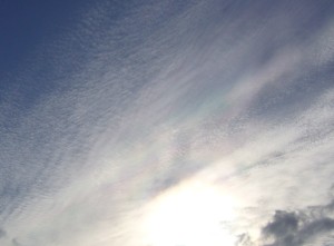 地震雲が見える前の雲