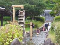 水浴びの小川