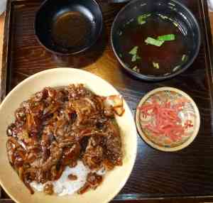 豚捨　牛丼