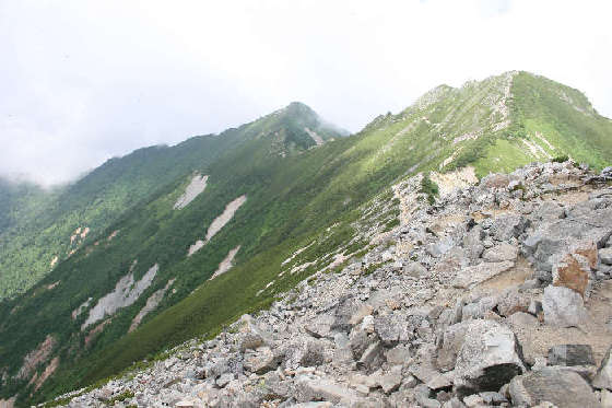 爺ヶ岳三峰