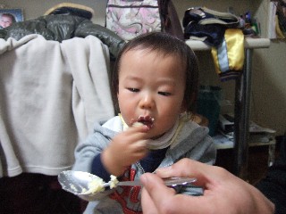 20070102 ポテトサラダを食べる