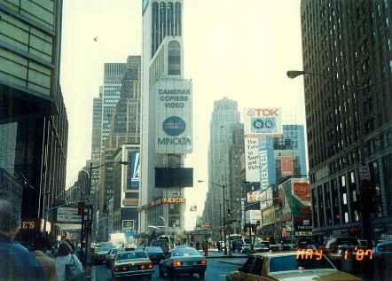 世界一有名な交差点　タイムズスクエア