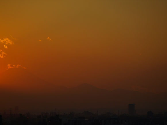 夕陽の斜光富士０７１１２１１