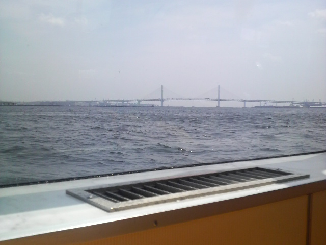 横浜ベイブリッジ