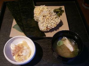 焦がし醤油の焼きおにぎり御膳