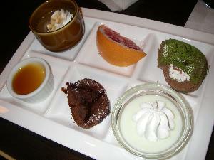 ザ・ブッフェスタイル サラ　3