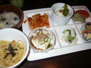 ザ・ブッフェスタイル サラ　4