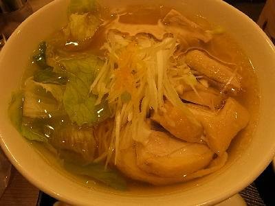 蒸し鶏のスープ