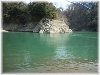 080309lake2.jpg