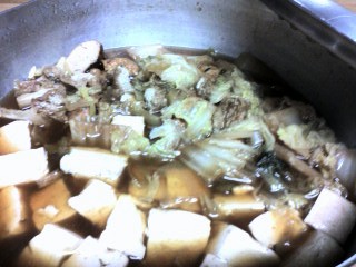 白菜と木綿豆腐と白身魚がんも？の煮物