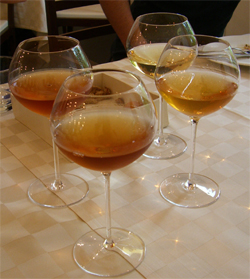 全部白ワインだよー