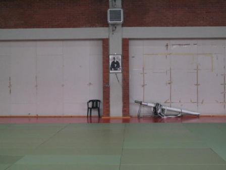 会場のサニ体育館