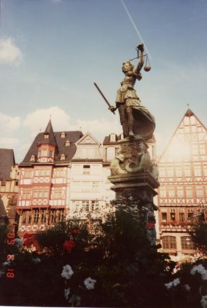 frankufurut romer.jpg.jpg