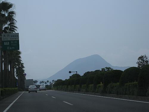 高崎山遠景2.jpg