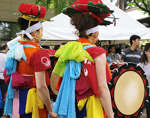 三ツ石神社4.jpg