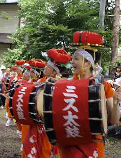 三ツ石神社6.jpg