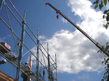 葉山一色クレーン