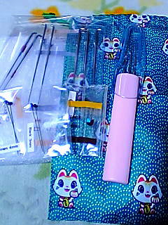 フェルト針とグラスアイ