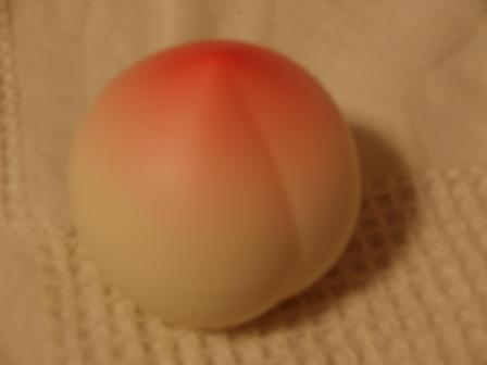 桃ハンドクリーム１