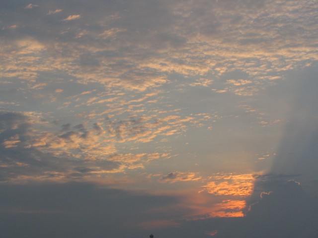 2005/8/6 土曜日の夕暮れ空