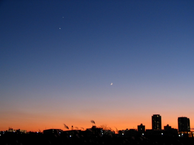 2008/11/30 16：58 金星と木星と月