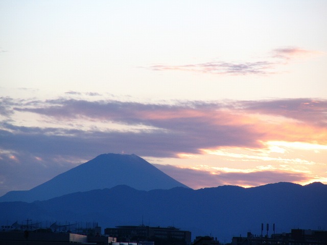 2006/10/8 17:20夕暮れの富士山