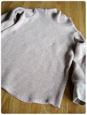 パタレ本のハイネックTシャツ90
