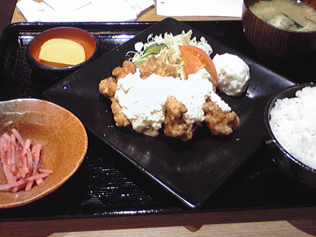 宮崎郷土料理「てげてげ」チキン南蛮定食