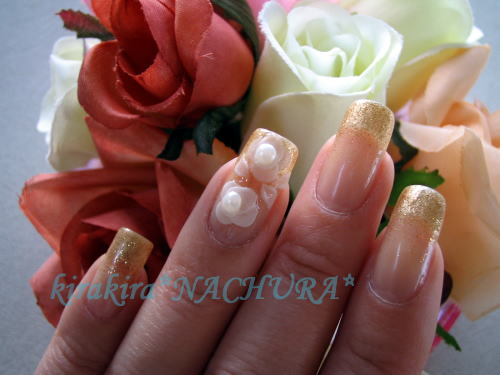 ﾎﾜｲﾄﾊﾟｰﾙﾌﾗﾜｰ