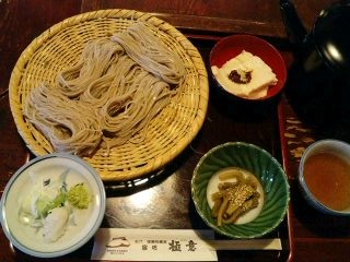 戸隠の蕎麦や