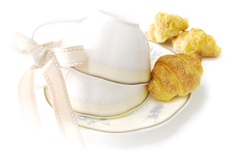 teacup-croissant.jpg