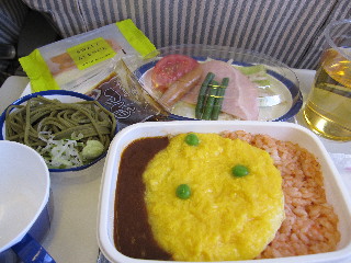 ３機内食.JPG