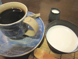 2011．8.14白いコーヒープリン.JPG