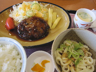 ヒルズ　ランチ三重定食.JPG