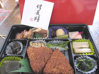 信長弁当.JPG